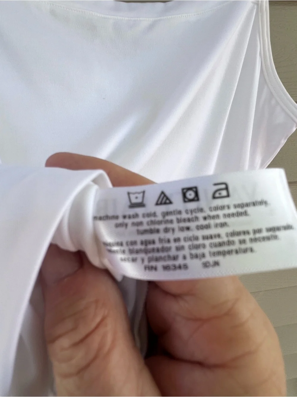NWT Vanity Fair White Nylon-Spandex Slip with Straps